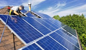 Service d'installation de photovoltaïque et tuiles photovoltaïques à Alata